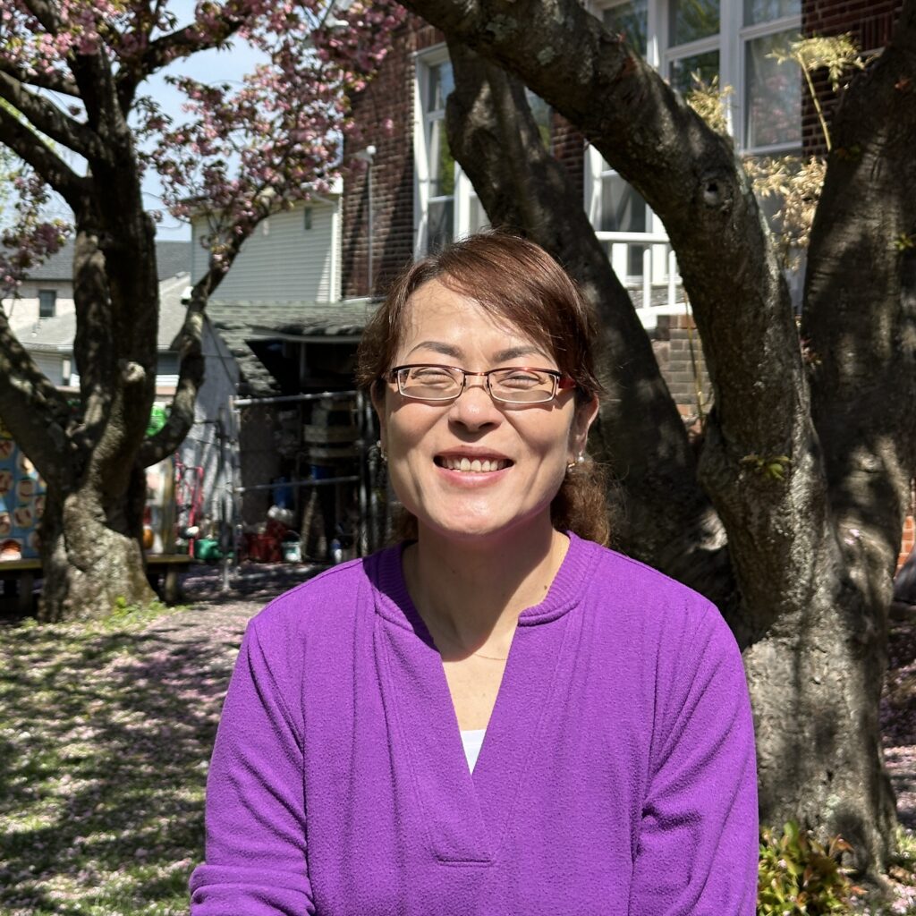 半場 綾子