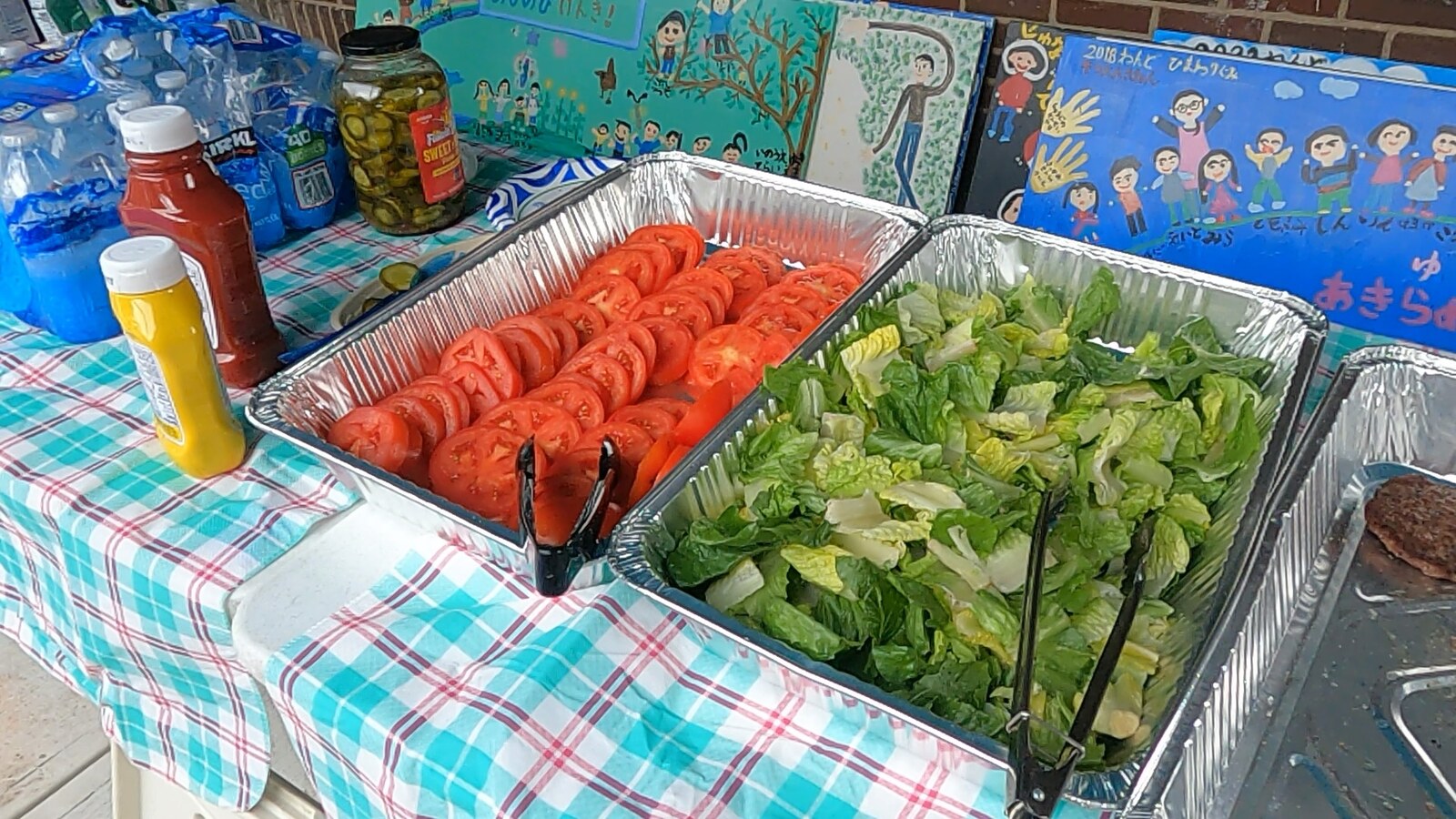 Vegetables to go with the hamburgers