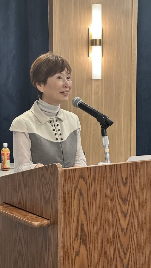 Kyoko Inagaki, Executive Vice-President of Kyoto University, giving the closing remarks
